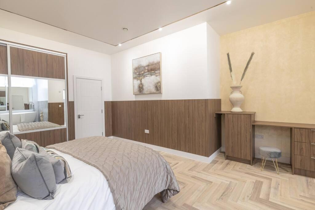 The Pocklington - The Ceremonial Suite Leicester Exterior photo